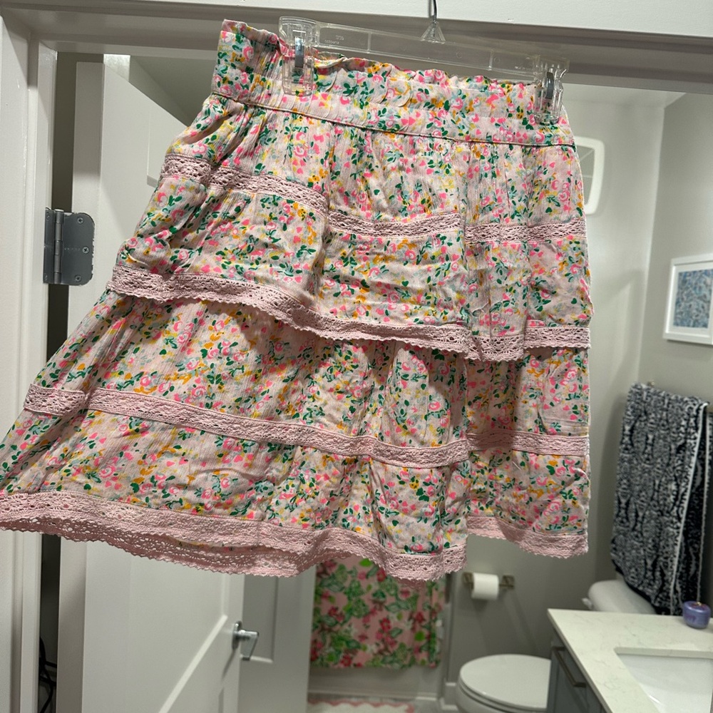 Crown & Ivy Tiered Skirt